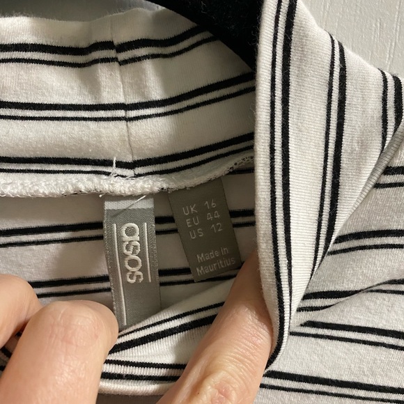 2 pack ASOS maternity mock turtlenecks - bundle of TWO - Picture 6 of 7